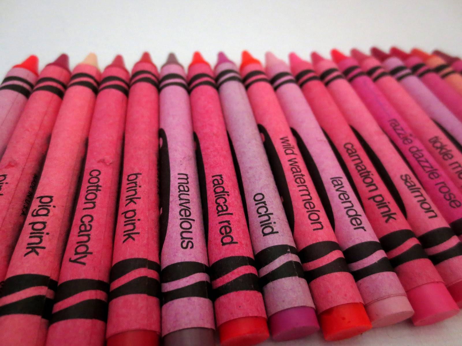 Pink crayons lined up.